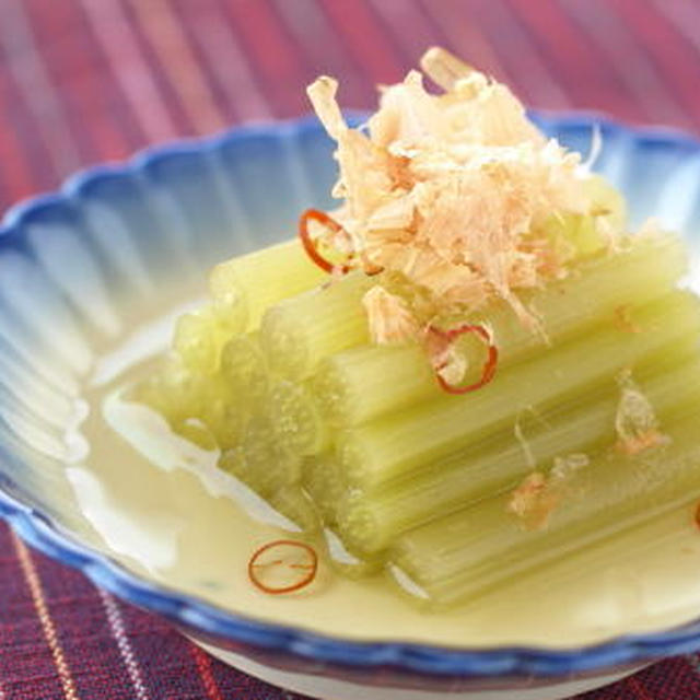 ふきの青煮　、　下ごしらえ