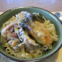 かぼちゃとイカのクリームパスタ♪白ごまパン♪