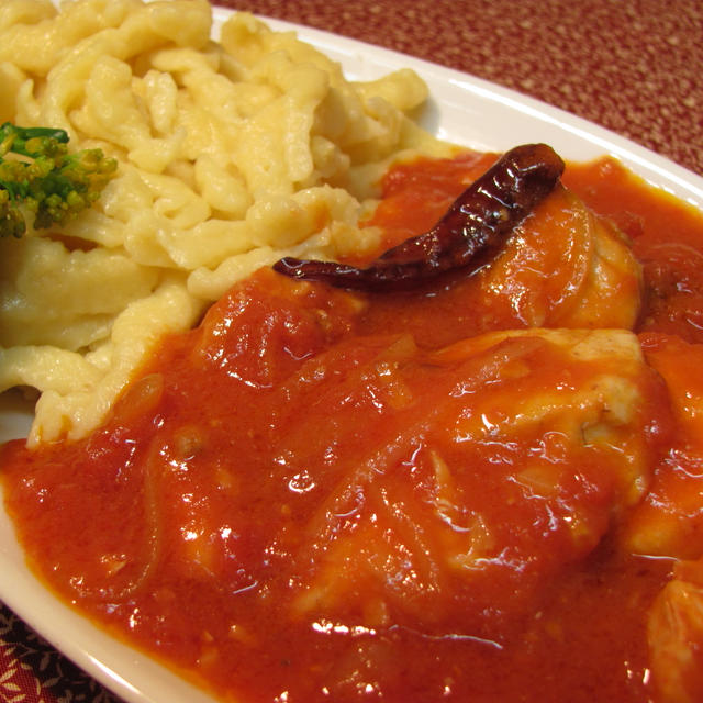 白身魚のトマト煮とフランスのパスタ☆スパツル