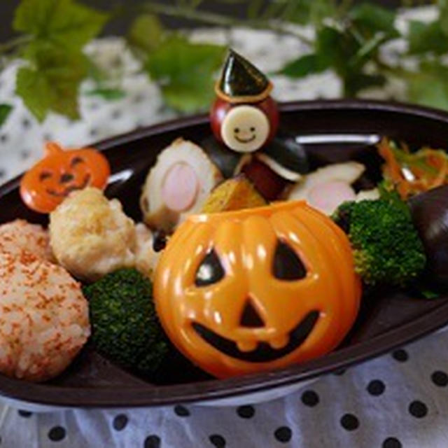 【キャラ弁】ハロウィントマトリョーシカちゃん&照り焼きチキン弁当