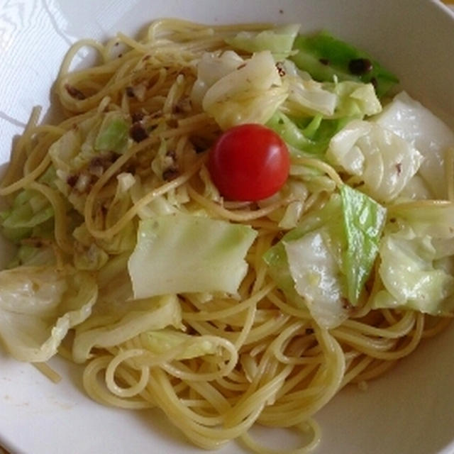 アンチョビーとキャベツのパスタ