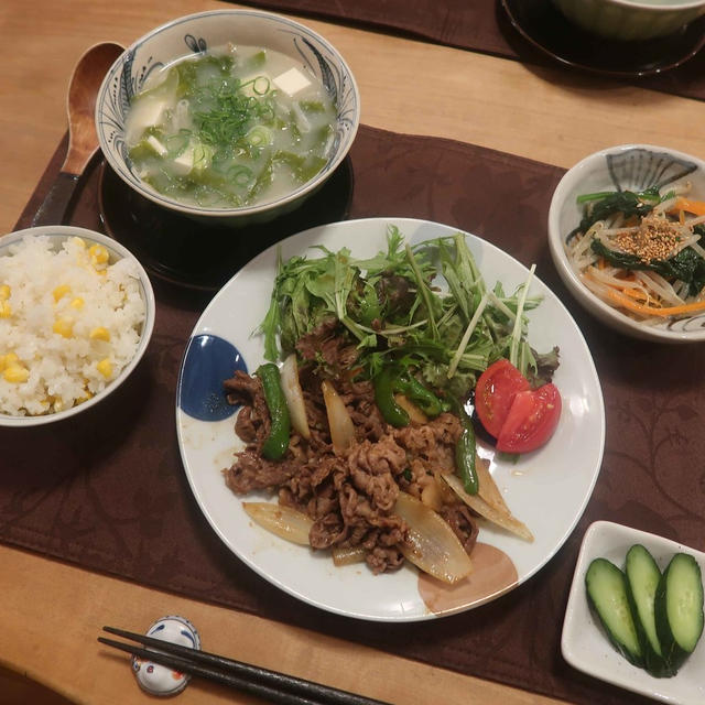 牛肉炒めとトウモロコシご飯の晩ご飯　と　エキナセアの花♪