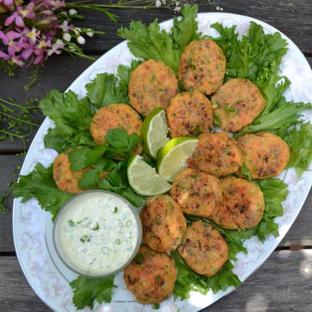 Salmon Cakes サーモンケーキ