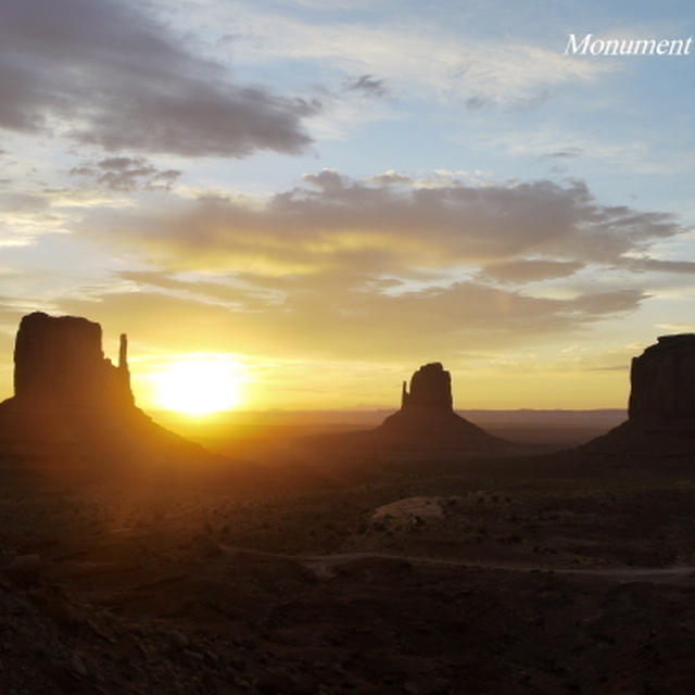 The Grand Circle 4 -Monument Valley-