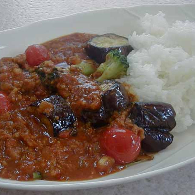 茄子とプチトマトのキーマカレー