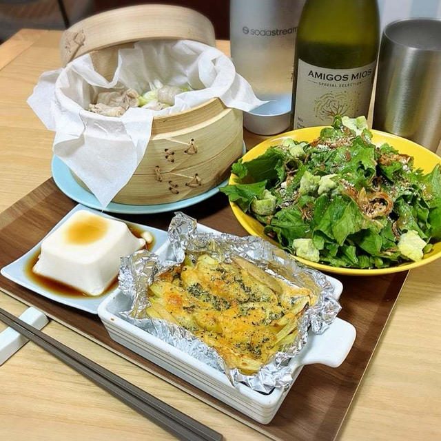 長葱と豚バラ蒸籠蒸し　ポテトのチーズ焼き　の献立。