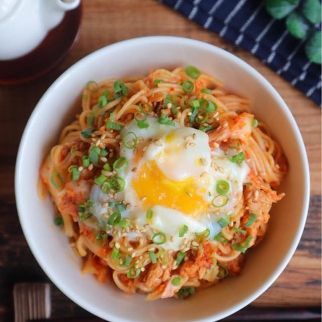 余っているそうめんで！ツナキムチ和え麺