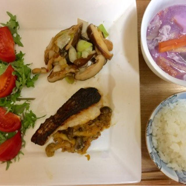 豚汁が紫色になっちゃった 残り物見切り品作り置きストック冷蔵庫整理飯