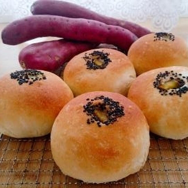さつま芋あんぱん♪厚切りハム・ハーブキャベツ・チーズパン♪
