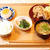 シャキシャキ♬れんこんのはさみ揚げ定食【転がる息子】