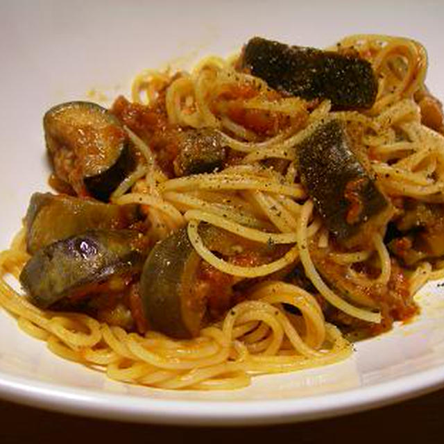 なすのトマトパスタ