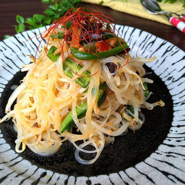 【お湯とレンジで１０分！】麻婆春雨の素で☆大分県産ピーマンともやしの麻婆春雨