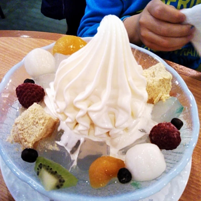 椿屋茶房で子どもとまったりおやつ