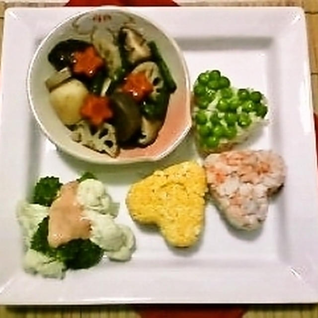 ひな祭りディナー★『ハートの３色押し寿司』