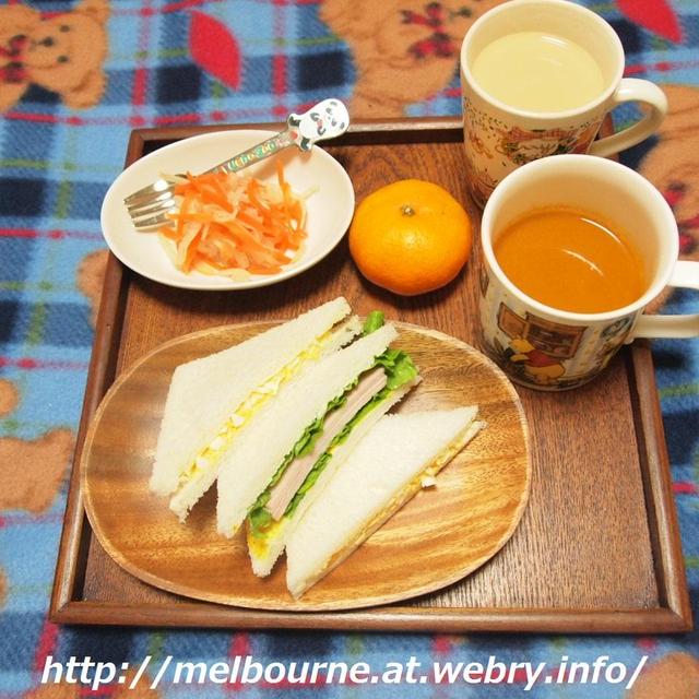 週末　朝ごはん　-またまた　サンドイッチ-