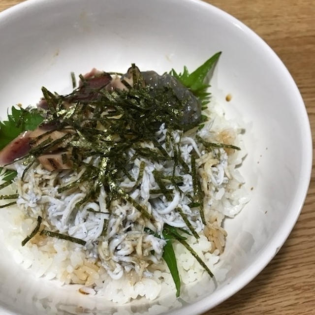 食材を引き寄せる人　「釜揚げシラス丼」