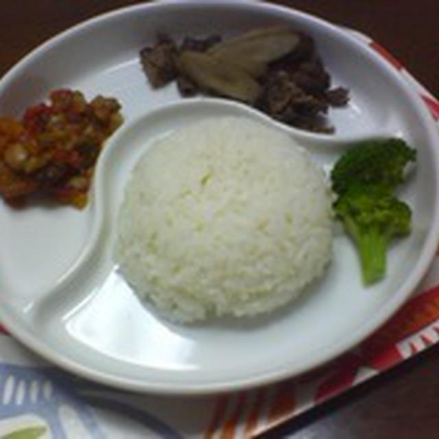 ごぼうと牛肉の煮物←お子様ランチ的よるごはん
