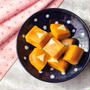 もちもち食感が大人気！かぼちゃチーズ蒸しパンの卵なしレシピ。レンジでホットケーキミックスで簡単作り方。