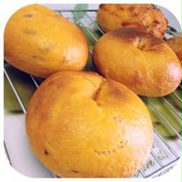 ”理想のトマト”でトマトオニオンベーグル