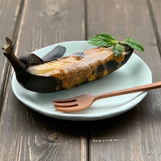 【ザッパの極みレシピ】キャラメルバナナの丸焼き