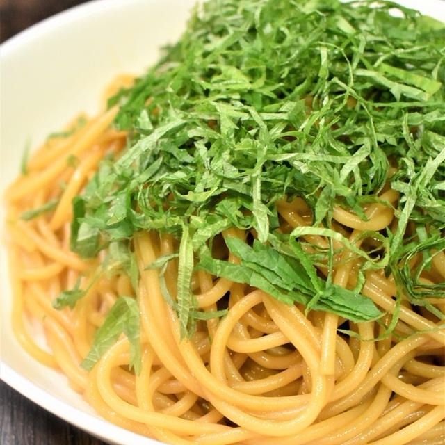 ビックリするほど簡単♪紫蘇バター醤油パスタ