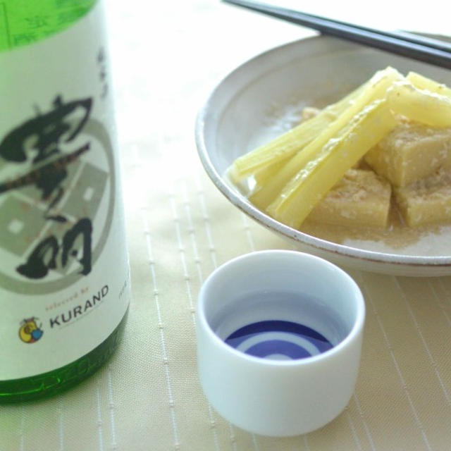 セロリと高野豆腐の酒粕煮