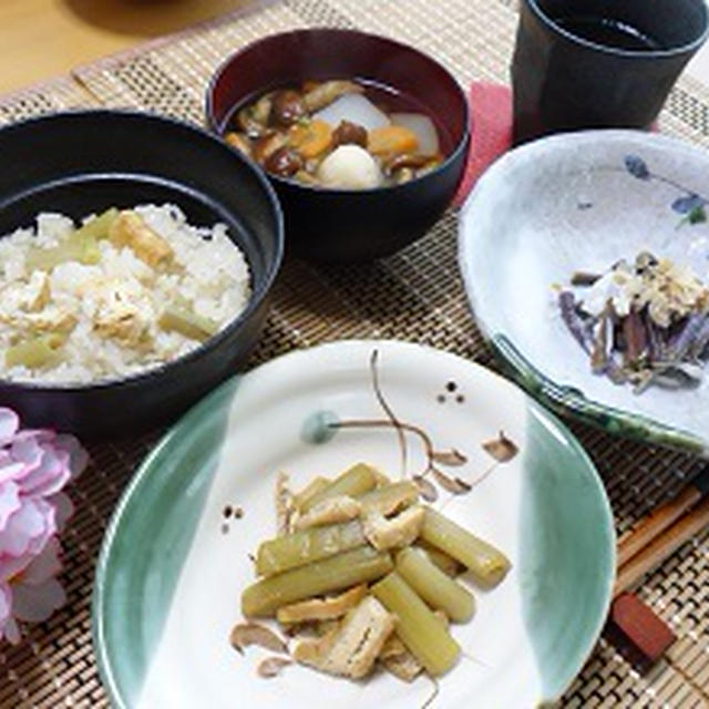 息子に教えたい山菜豊かな朝食
