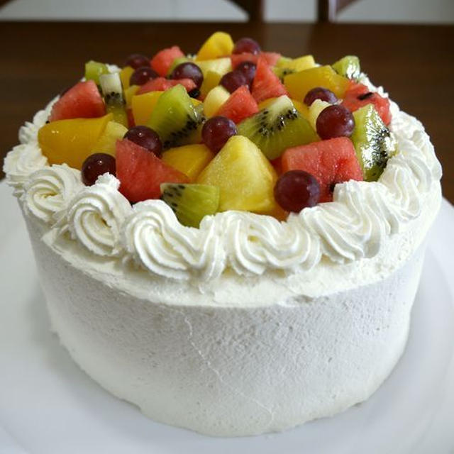 きりんのお誕生日会 夏のフルーツデコレーションケーキ By Bvividさん レシピブログ 料理ブログのレシピ満載