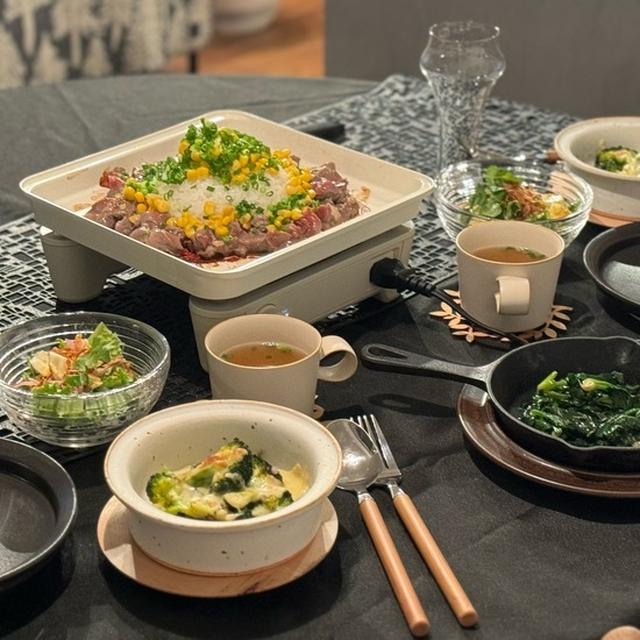 ペッパーランチ風の夜ごはんと、お弁当付けてる坊(๑¯◡¯๑)