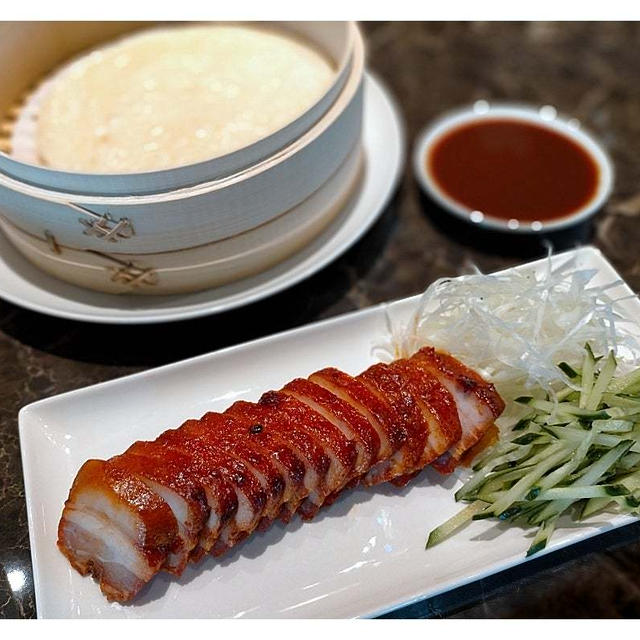 叉焼専門工場「叉焼春（チャーシューメイ）」できたてイートインもお土産も♪ふかや花園アウトレット内