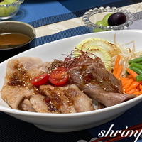 欲張り焼肉丼♪と手作り焼肉のタレとブランコがぁ。