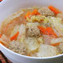 鍋にスープに便利なふわふわ鶏だんごを白菜と春雨のスープ煮で。