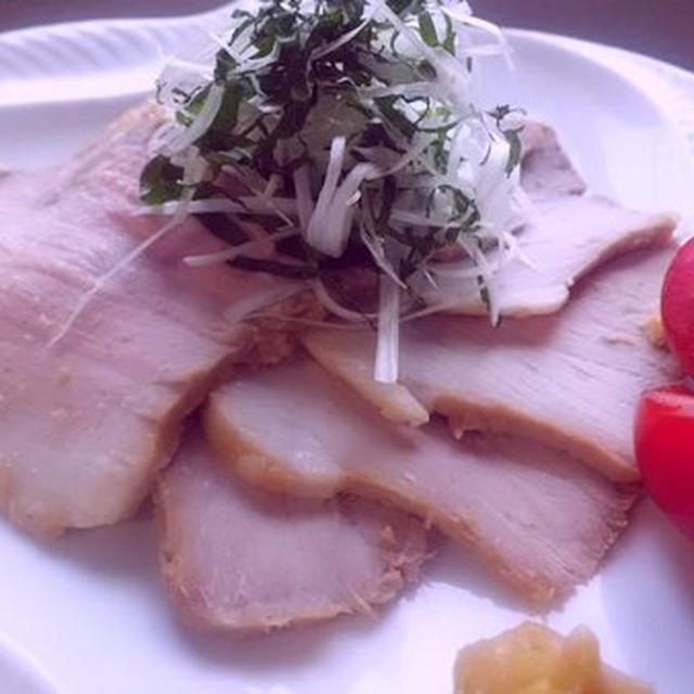 茹で豚のにんにく醤油麹漬け♪