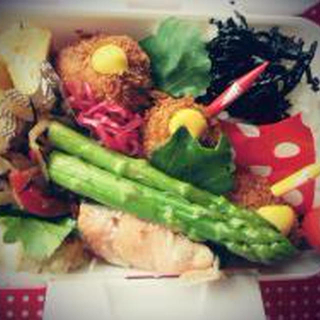 *海老クリーミーコロッケ弁当♪