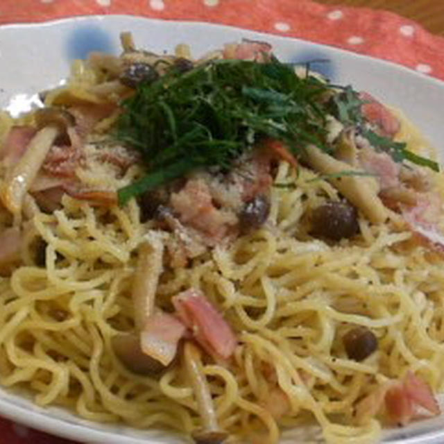 たっぷりチーズの 醤油焼きそば ☆