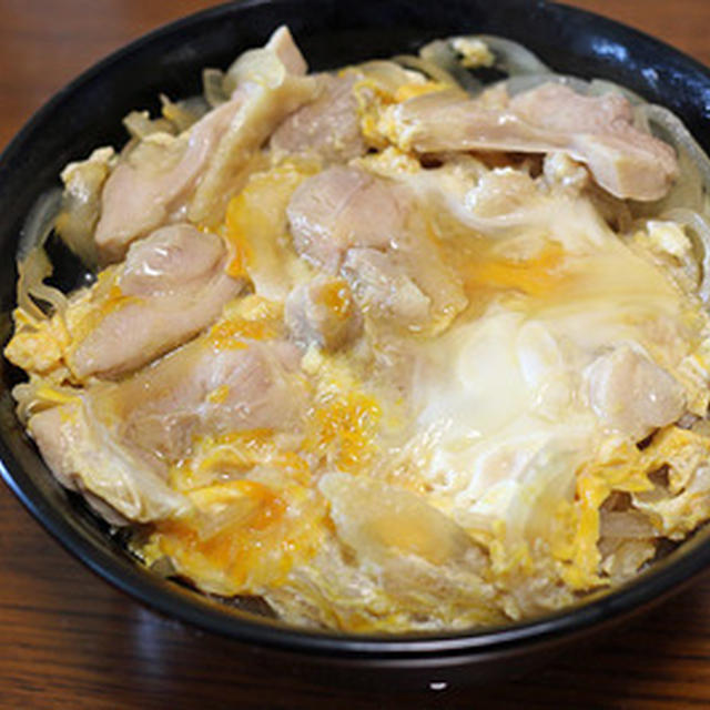 朝ごはんにノーマルな「親子丼」
