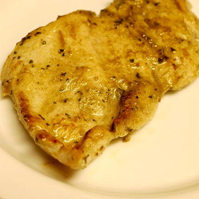 塩麹漬け鶏胸肉にスパイスクッキングで味付け