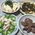 鶏肝の甘辛煮。ささ身と胡瓜のサラダなど。すし食いねぇ～