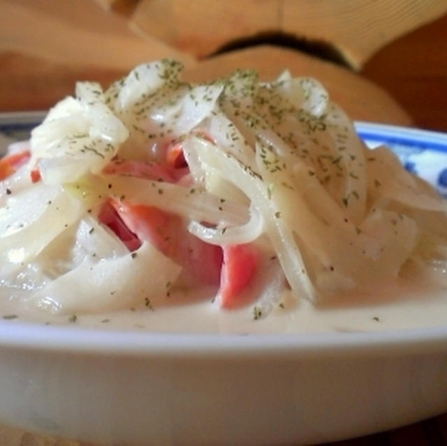 生ハムと玉ねぎのココナッツ煮