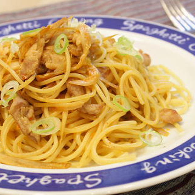 10/11/25 豚肉とごぼうとキムチの和風パスタ