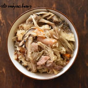 旨味抜群！親鶏と冷凍きのこミックスで おこわ風炊き込みご飯