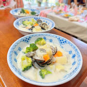 タラとしじみのチャウダーを綺麗に美味しくいただきます