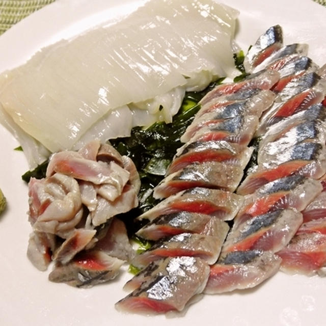 釧路２点盛り（サンマ、イカ）