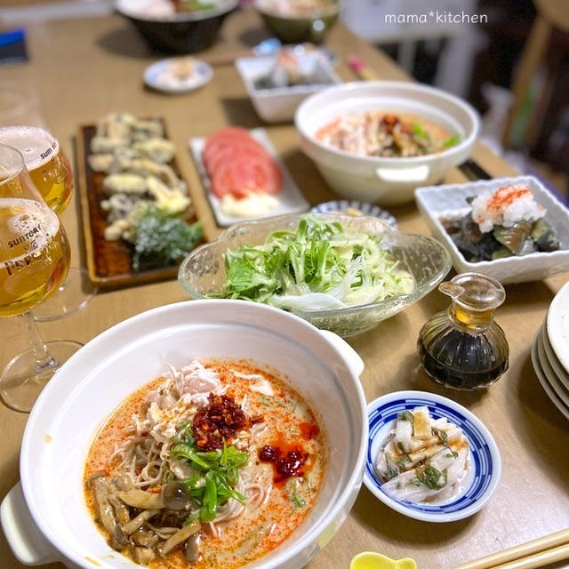 ピリ辛豆乳ごま蕎麦で！週末ごはん。お土産の量、多くない？
