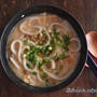 すっぱ辛さがあとをひく！納豆サンラータン風うどん