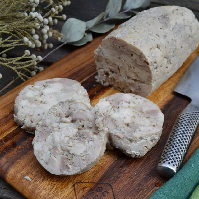 Homemade Chicken Salami 自家製チキンサラミ