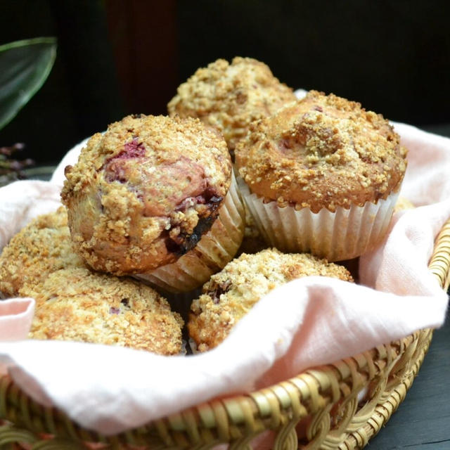 Pineapple Red Berry Muffins パイナップルとレッドベリーのマフィン