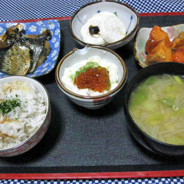 朝ごはん　１１月２８日（金）