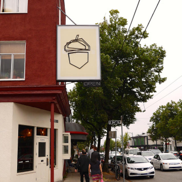 Vegetarian Restaurant in Vancouver ベジタリアンレストラン