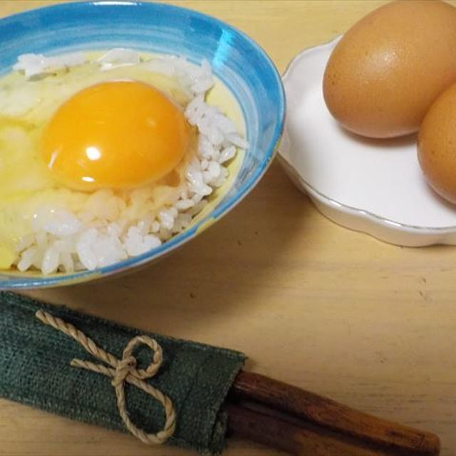 卵かけごはん、山芋寄せ豆腐、いわしの生姜煮。